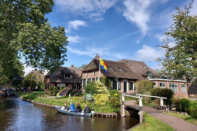 Giethoorn Small-Group Tour from Amsterdam (Max. 8 People) - Why Giethoorn works best before the crowds