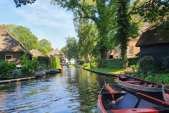 Giethoorn Small-Group Tour from Amsterdam (Max. 8 People) - The guides: Anzi, Aku, and the value of a small group