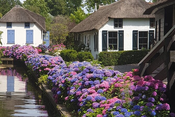 Giethoorn, Zaandam & Zaanse Schans Day Tour w/ Small Boat Ride - Who will enjoy this day most