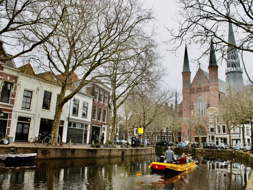 Gouda: Open Boat City Canal Cruise - Is $21 a fair price?