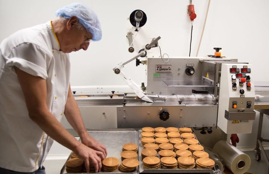 Gouda: Syrup Waffle Factory Ticket with a Waffle - Who will get the most from this $14 ticket