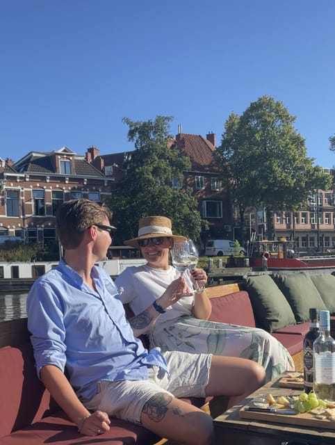Groningen: Evening Cheese and Wine cruise - The Verbindingskanaal and Central Station