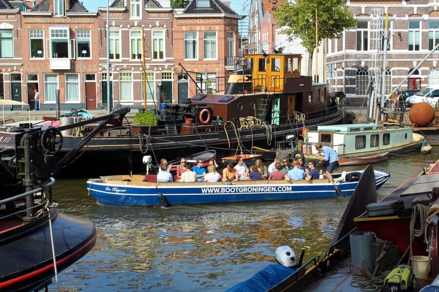 Groningen: Open Boat City Canal Cruise - Noorderhaven and the Prinsenhof