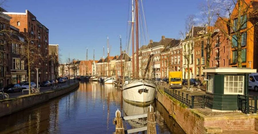 Groningen: Private custom tour with a local guide - What you see during the walking route