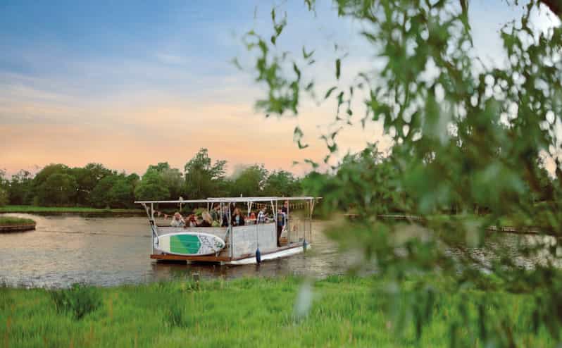 Groningen: Private Highlights BBQ with Drinks on the Lake - Why the $517 group price can make sense