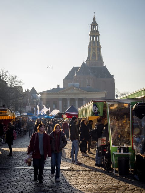 Groningen: Walking Tour with Local Guide - Guides, languages, and the feel of the walk