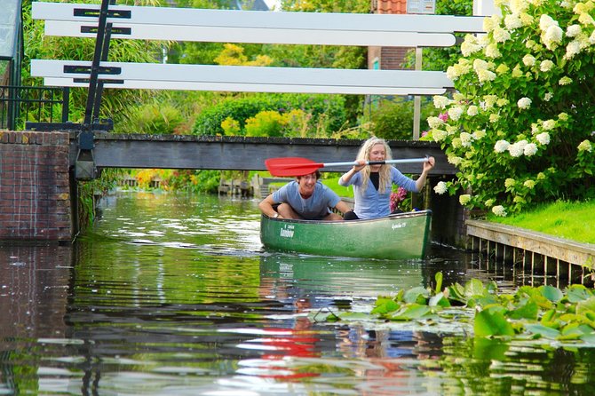Guided Canoe Adventure with Picnic Lunch in Waterland from Amsterdam - The island picnic and optional swim