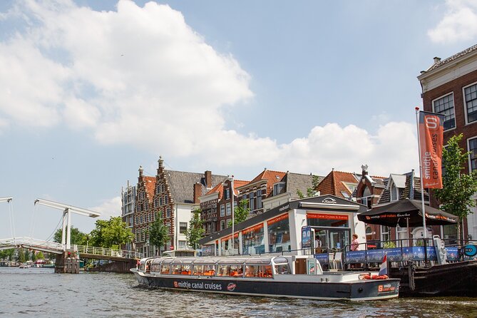 Haarlem: 50 minutes Boat Cruise - De Adriaan, the windmill that returned