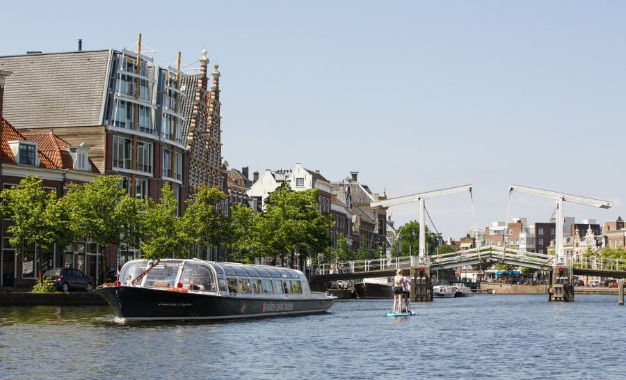 Haarlem: Dutch Windmill & Spaarne River Sightseeing Cruise - The Unicorn and the less familiar side of Haarlem