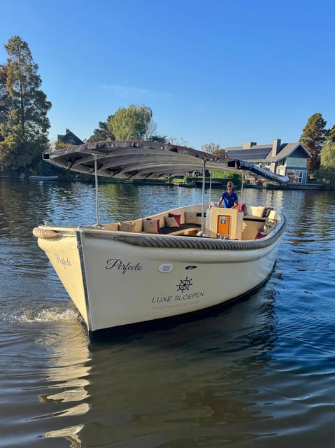 Haarlem: Guided Highlights Canal Cruise on Open Boat - Leidsevaart and Raamvest: short sections, changing views