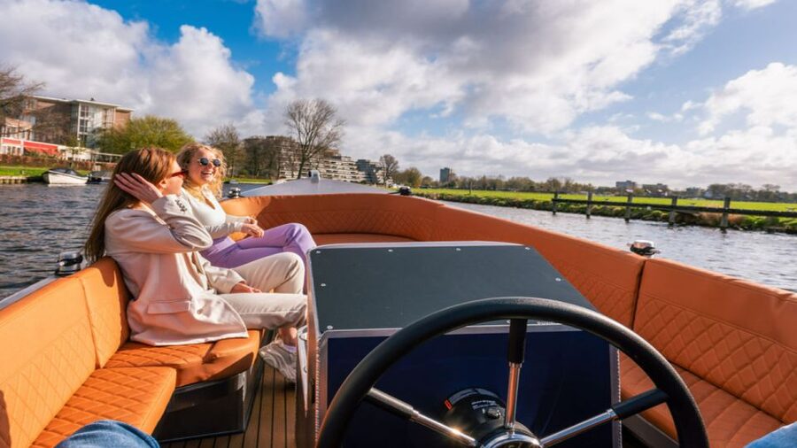 Haarlem: Self-Drive Private Electric Boat Rental - Key points before you book