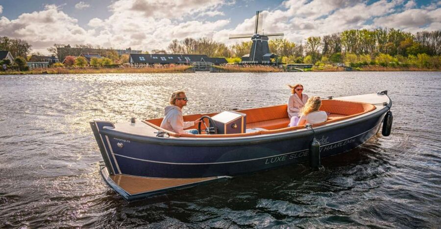 Haarlem: Self-Drive Private Electric Boat Rental - Price, flexibility, and the small details