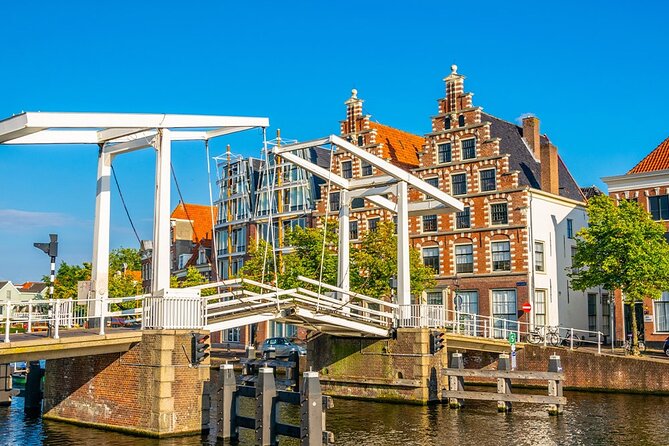 Haarlem Self-Guided Taste, Culture & History Walk - Bakenes, Canals, and Haarlem’s Old Edge