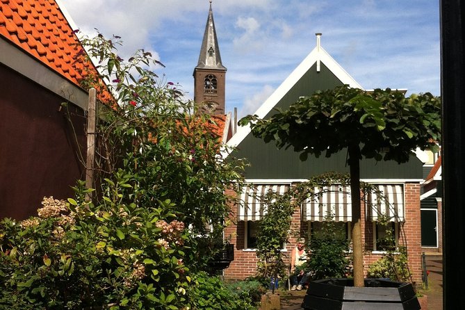 Half-Day Edam and Volendam Private Walking Tour from Amsterdam - Leaving Amsterdam Centraal for Edam