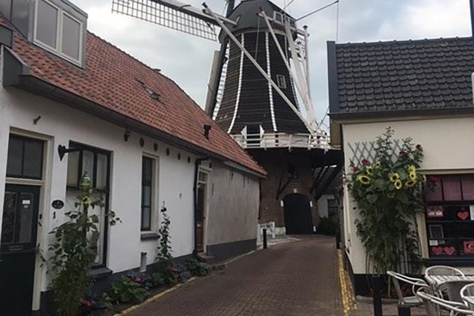Hattem's Windmills, Bakeries and Ghosts: A Self-Guided Audio Tour - Starting beside the windmill