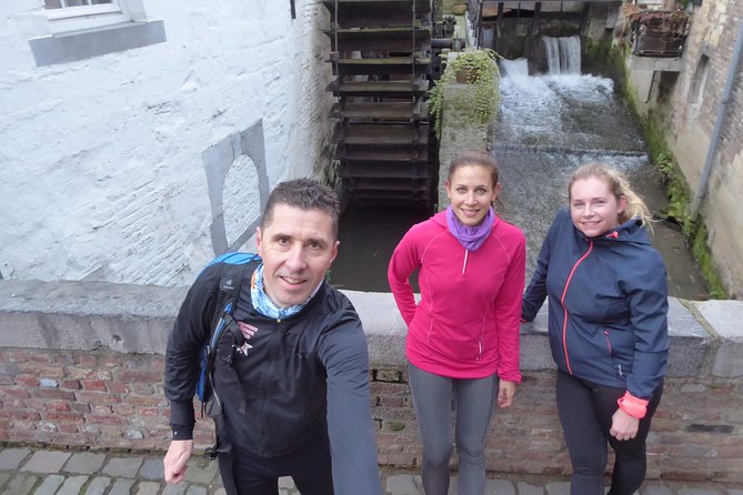 Highlight Running Tour - Jekerkwartier, where the old city feels local