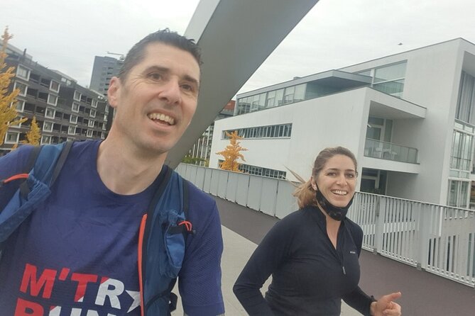 Highlight Running Tour - Helpoort and the city parks
