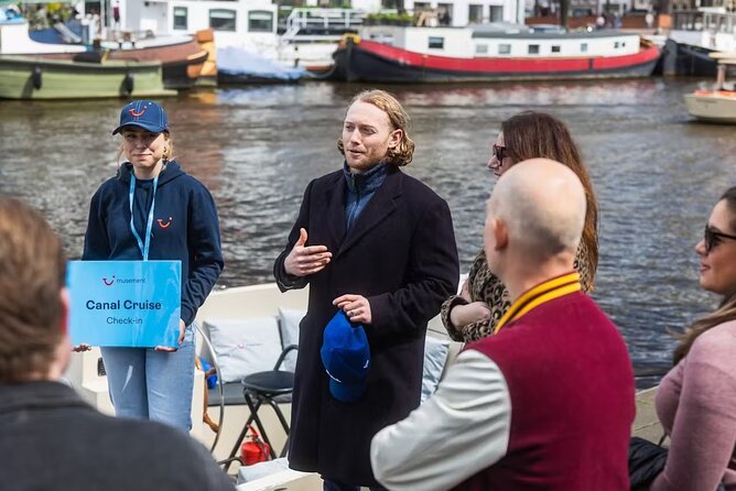 Highlights and Local Insights Canal Cruise Tour in Amsterdam - Starting near Rembrandt Square and the Amstel