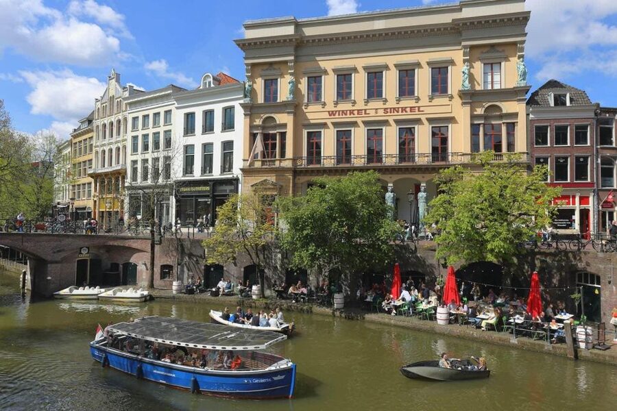 Historical Utrecht: Private Walking Tour with a Local Guide - Who will appreciate this Utrecht walk?