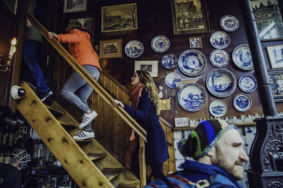 Humans of Amsterdam - Small group cultural walking tour - The coffeeshop and the mind-bending shop