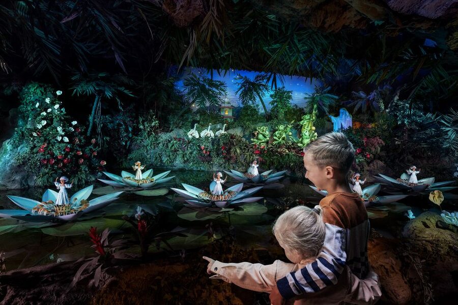 Kaatsheuvel: Efteling Theme Park Day Admission Ticket - Fit Raveleijn and Aquanura into a long day
