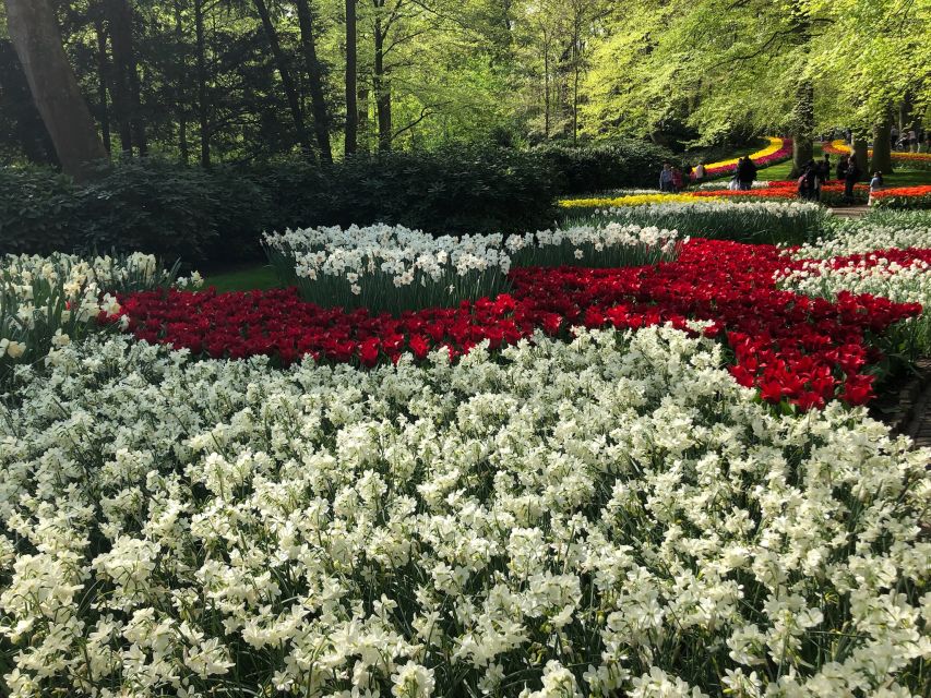 Keukenhof, Tulip Farm, Flower Fields & Windmills - Keukenhof: the flower-filled centerpiece