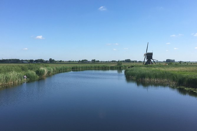 Kinderdijk Area Cycling Tour - Cycling through the UNESCO-listed Kinderdijk area