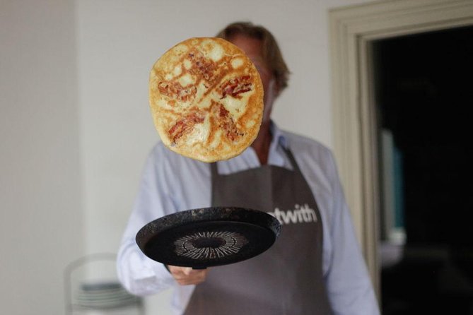 Learn to Make Dutch Pancakes in a Beautiful Amsterdam Canal House - How the small group affects the value