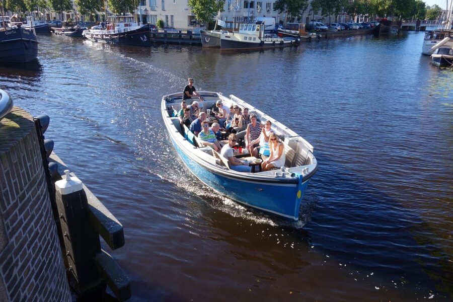 Leiden: Cruise through the Historic City Center with Guide - Is $15 a fair price for 50 minutes?