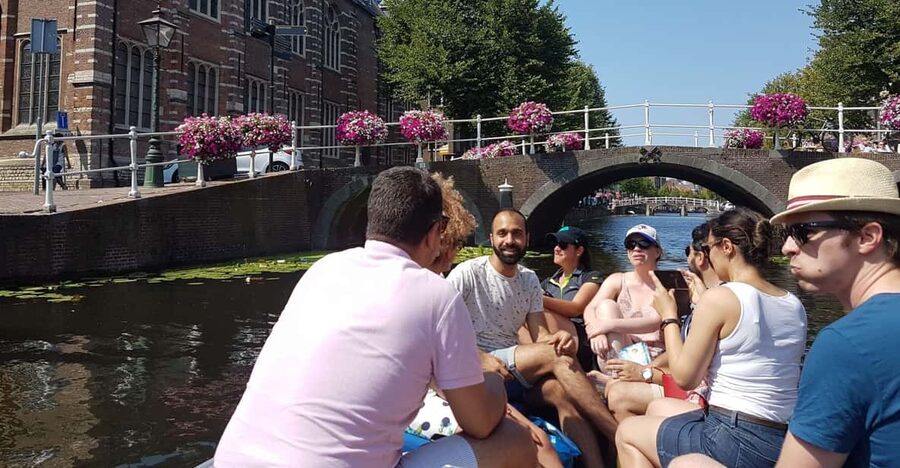 Leiden: Electric Boat Rental - Why Leiden makes a good self-drive boat trip