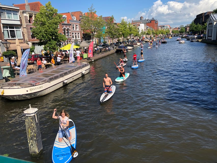 Leiden: Paddleboard Rental to Explore Leiden's Canals - Why the water-level view feels different