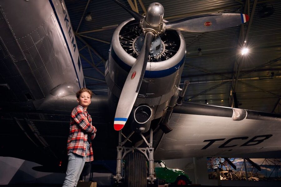 Lelystad: Aviodrome Aviation Museum Entry Ticket - Trying the flight simulator and space experience