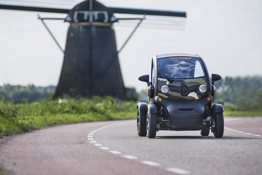 Lisse: Drive-it-Yourself Dutch Countryside GPS Audio Tour - Key points at a glance