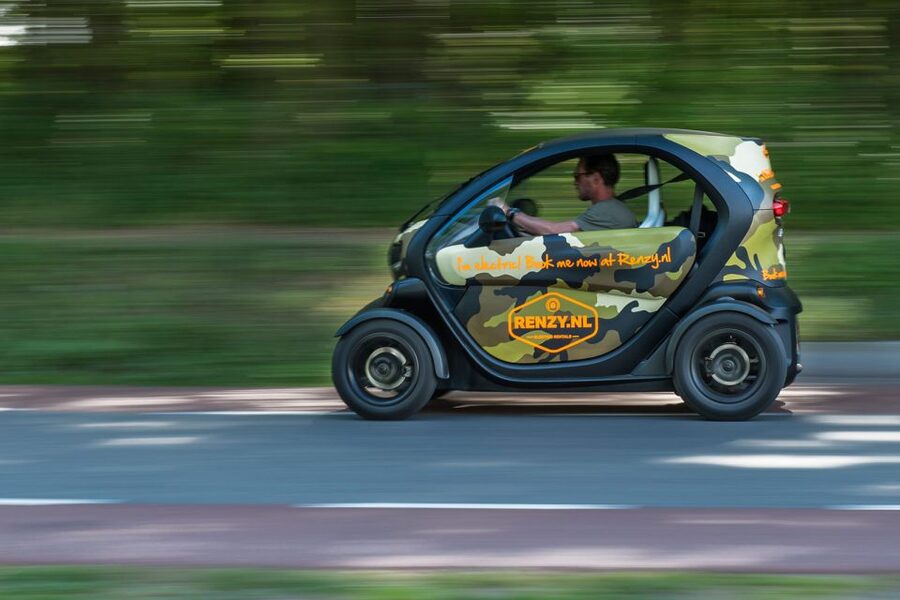 Lisse: Drive-it-Yourself History and Castle Audio Tour - Key points at a glance