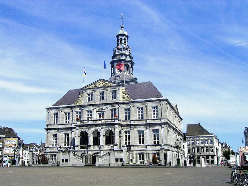 Maastricht: Day trip from Amsterdam with 3 country point - Why southern Limburg feels different from Amsterdam