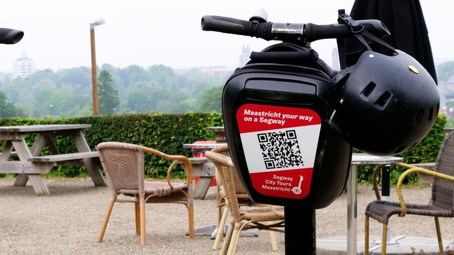 Maastricht: Segway City Tours - From the city center to the Maas