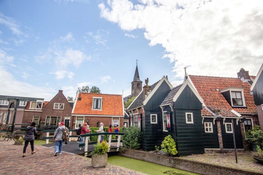 Marken, Volendam and Edam: Private Full-Day Tour - Marken, where water shaped village life