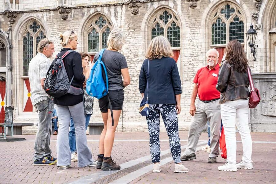 Middelburg: Guided City Walking Tour - Starting before Middelburg’s Town Hall