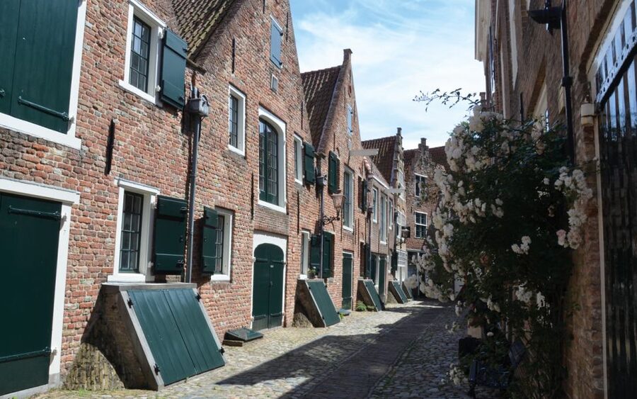 Middelburg: Guided City Walking Tour - Is $14 good value for Middelburg?