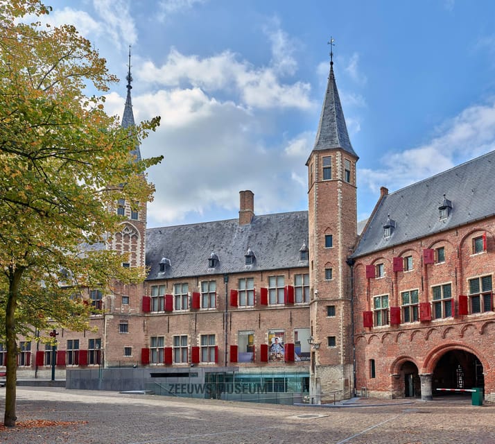 Middelburg: Zeeuws Museum Entry Ticket - Entering Zeeland’s former abbey in Middelburg