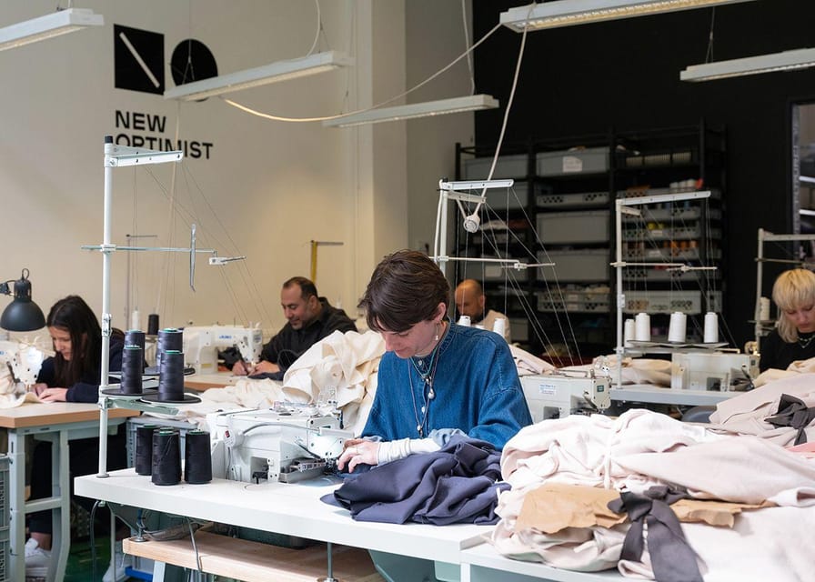 New Optimist: Atelier Visit & Shopping tour - What the small group changes