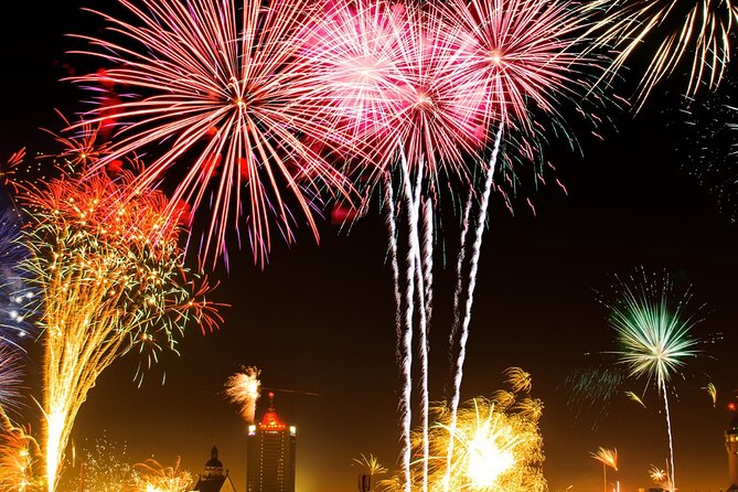 New Year's Eve Pub Crawl With Optional Club Entrance - The optional Rembrandtplein nightclub finish