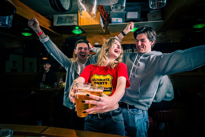 New Year's Eve Pub Crawl With Optional Club Entrance - What the bar-to-bar format really gives you