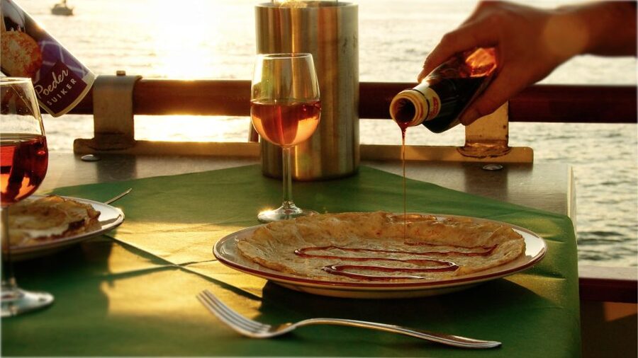 Nijmegen: River Cruise with All-You-Can-Eat Dutch Pancakes - Why this Nijmegen cruise works