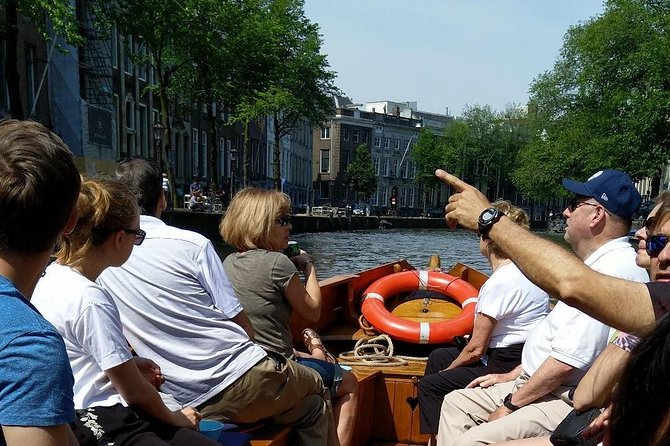Open Dutch Boat! Silent electric drive. Nice cosy boat ride... - Bring a drink and make it your own