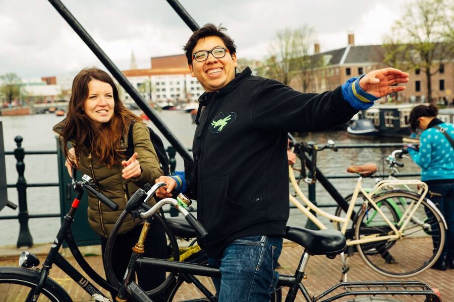 Private Amsterdam Bike Tour with a Local - Why a private bike tour fits Amsterdam so well