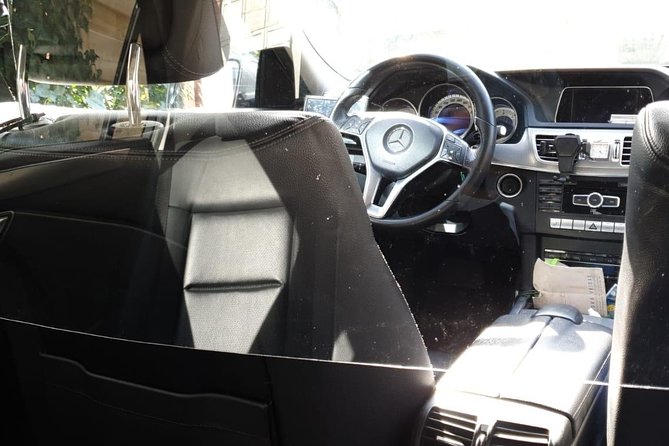 Private Amsterdam Departure Transfer to AMS Schiphol Airport - The best parts of the service