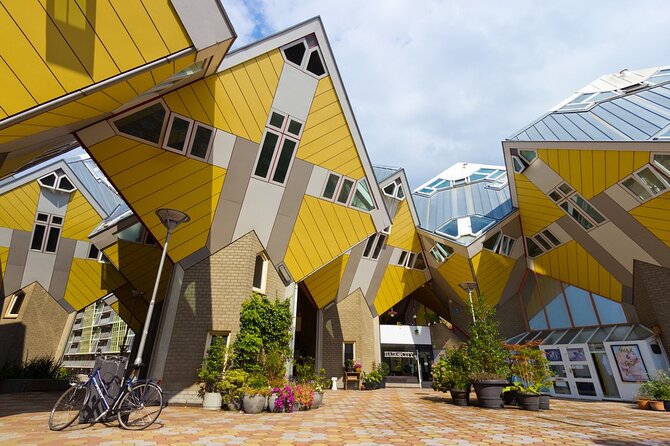 Private Day Tour: Rotterdam and The Hague. English or Spanish - How the eight-hour schedule feels
