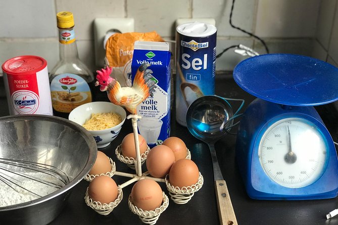 Private Dutch Pancake Cooking Class in an Amsterdam Canal Home - From the stove to Fusina’s kitchen table