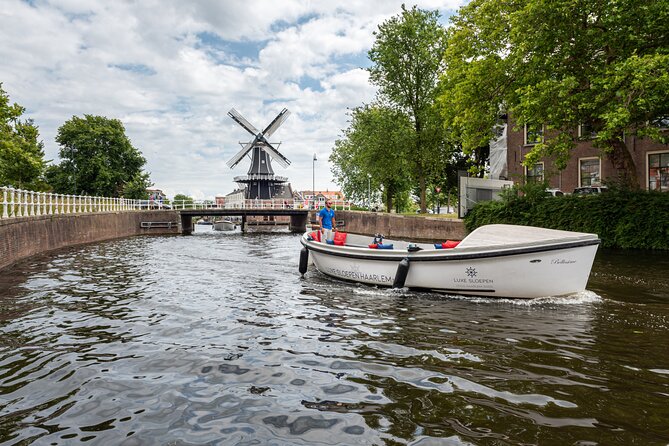 Private Haarlem Canal Cruise with Captain (Electric Boat) - Who will enjoy this Haarlem cruise most